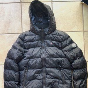 Tommy Hilfiger Water and Wind Resistant Puffer Jacket
